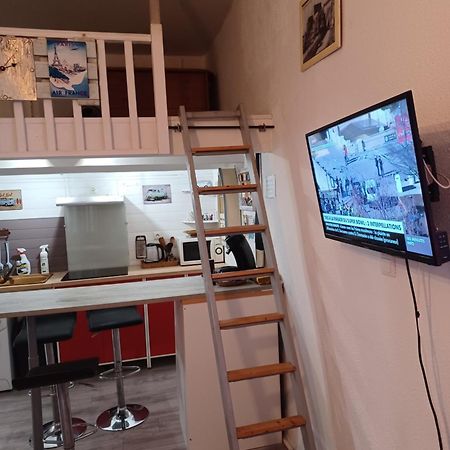 4 Rue Mercier Сет Екстер'єр фото